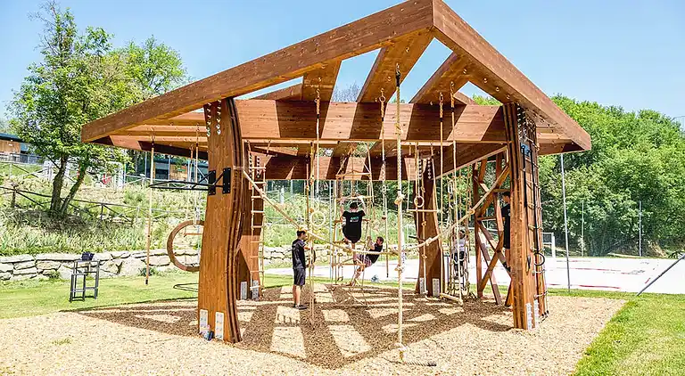 HU Norcenni Girasole VIllage