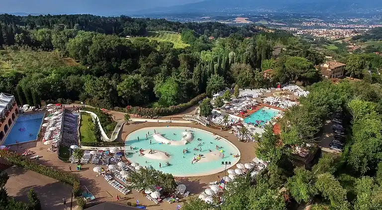 HU Norcenni Girasole VIllage