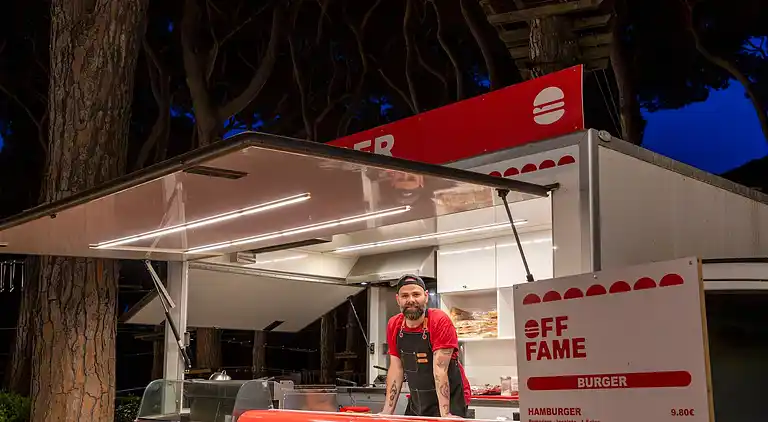 HU Park Albatros Village