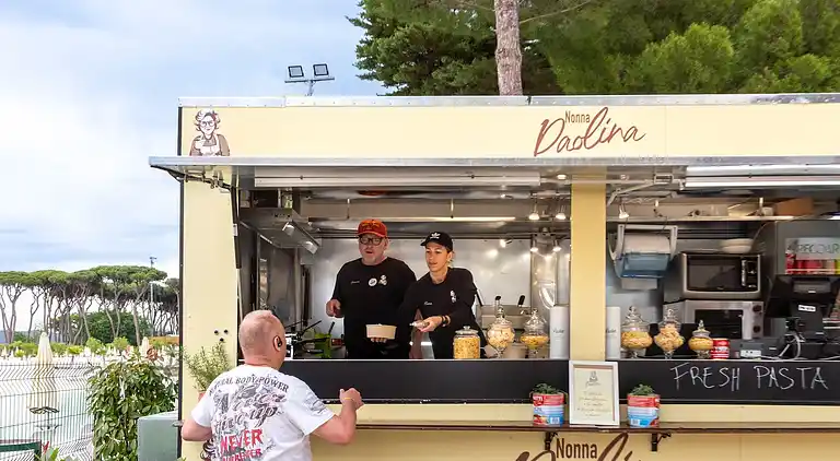 HU Park Albatros Village