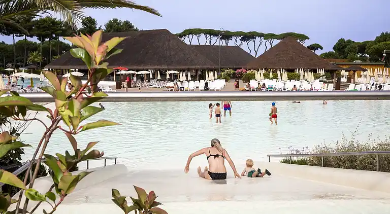 HU Park Albatros Village