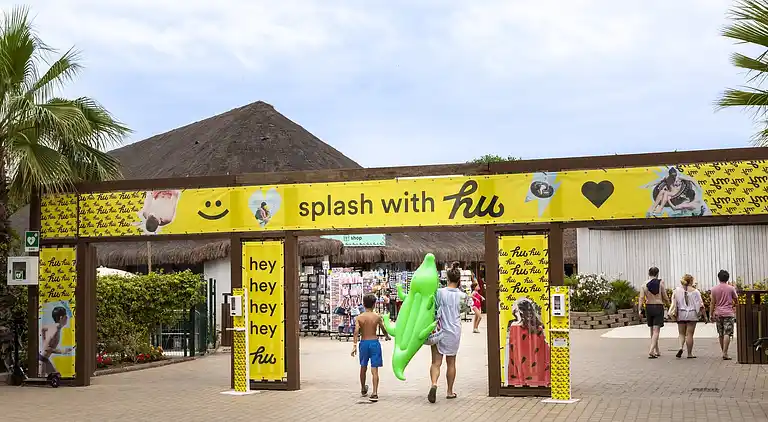 HU Park Albatros Village