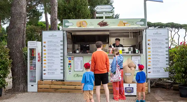 HU Park Albatros Village