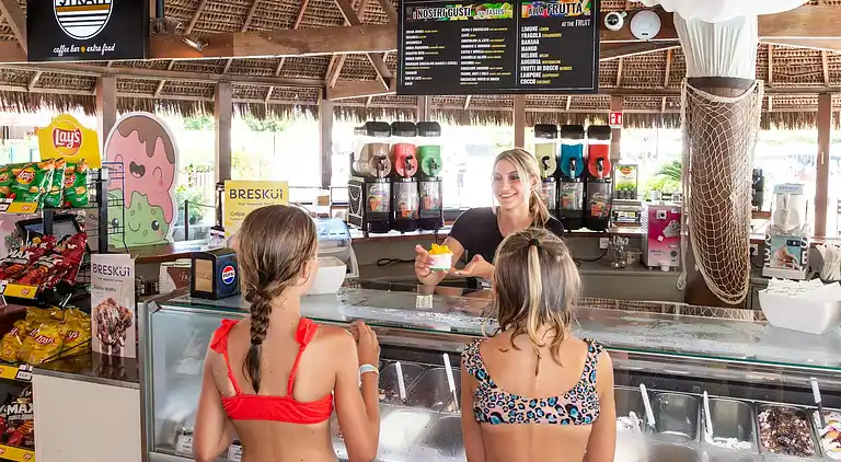 HU Park Albatros Village