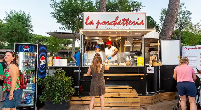 HU Park Albatros Village