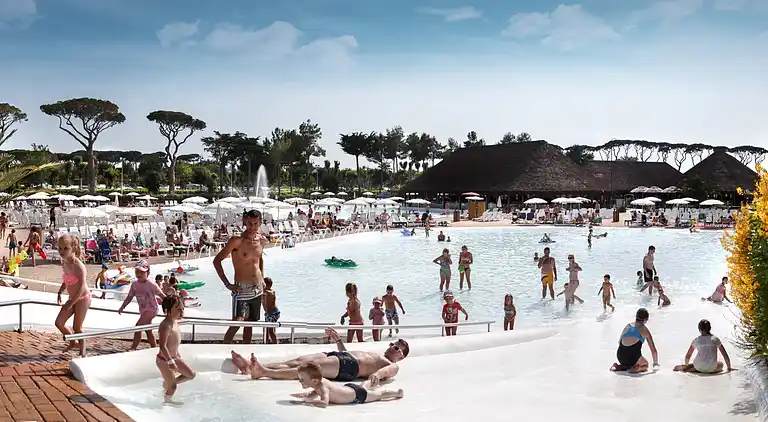 HU Park Albatros Village