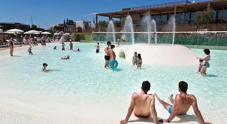 hu Firenze camping in town