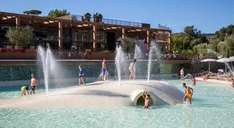 hu Firenze camping in town