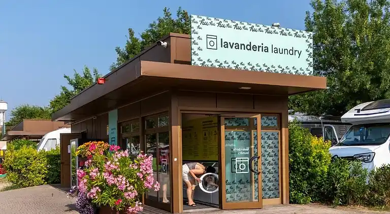 hu Firenze camping in town