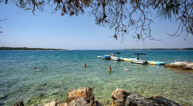 Brioni Sunny Camping