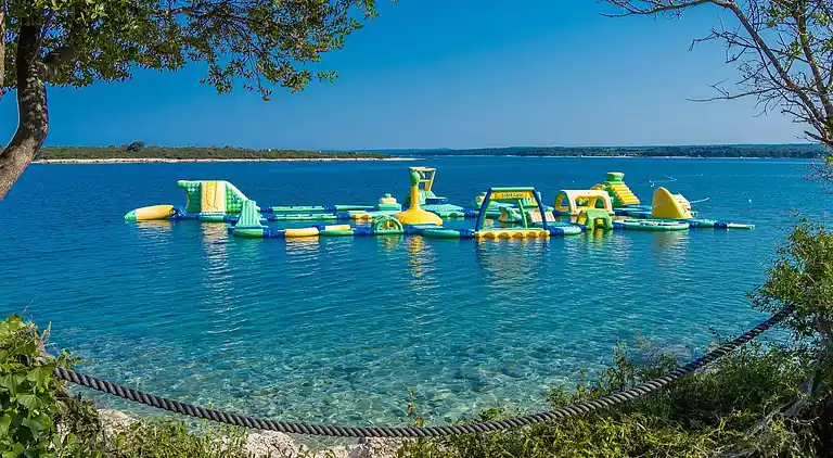 Brioni Sunny Camping