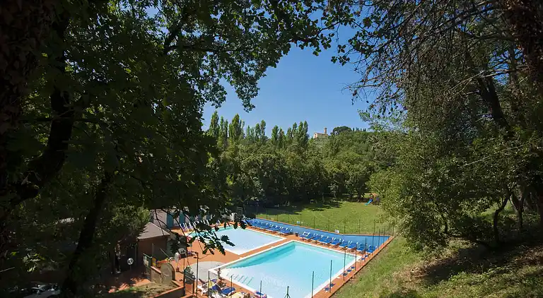 hu Firenze Certosa camping in town