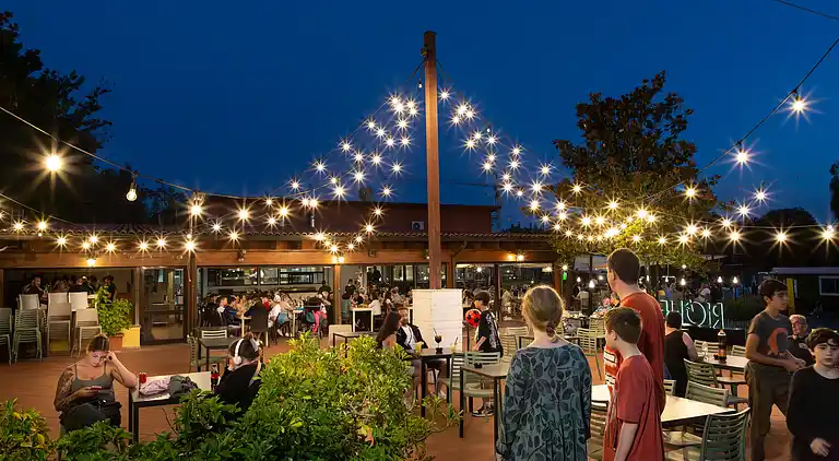 hu Roma camping in town