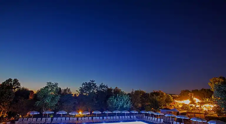 hu Roma camping in town