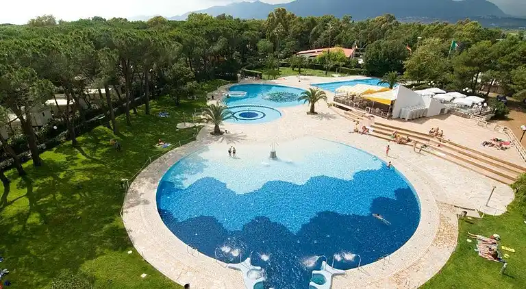 Baia Domizia Camping Village