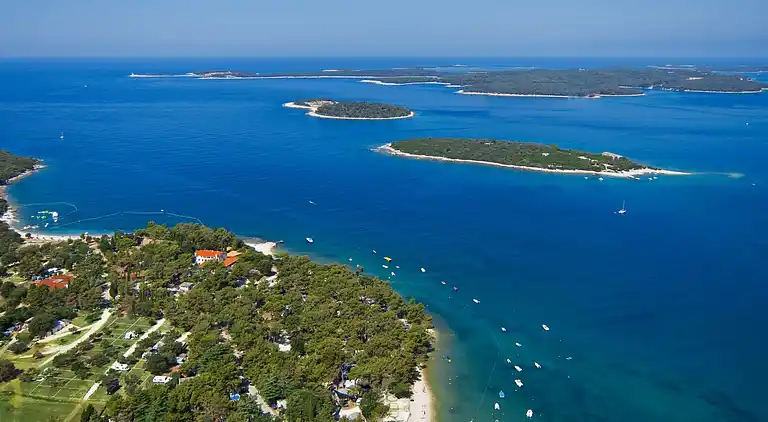 Brioni Sunny Camping