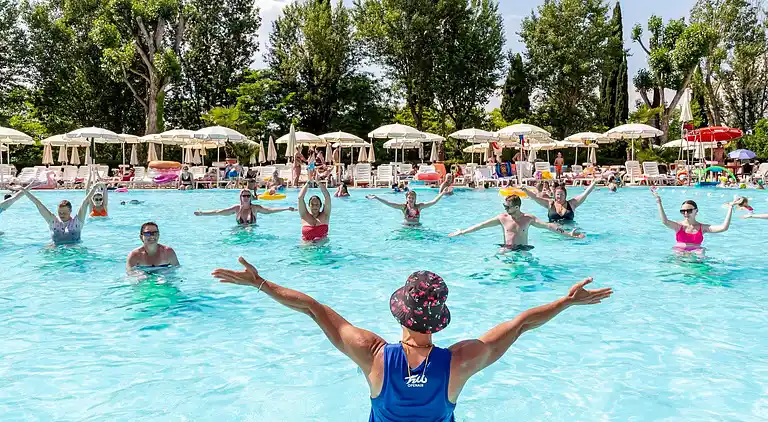 hu Altomincio Village