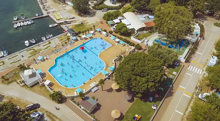 Camping Zelena Laguna