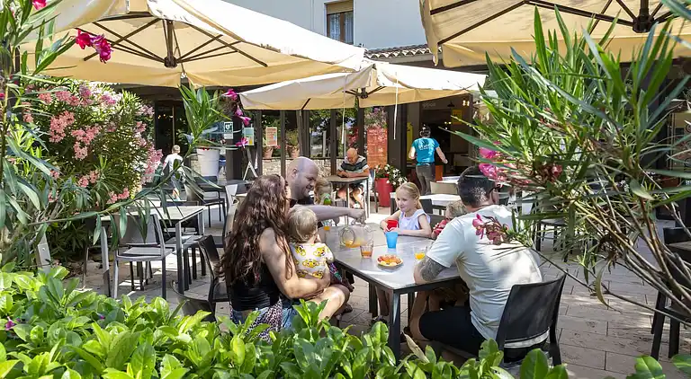 hu Altomincio Village