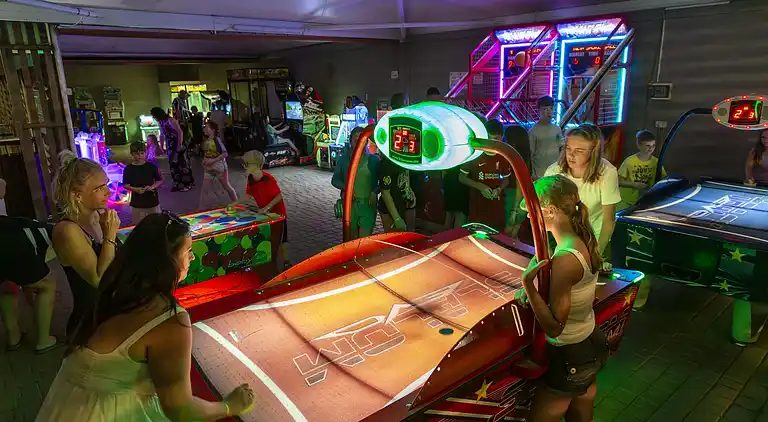 hu Altomincio Village