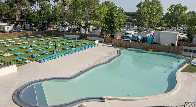 Camping Le Domaine De La Yole