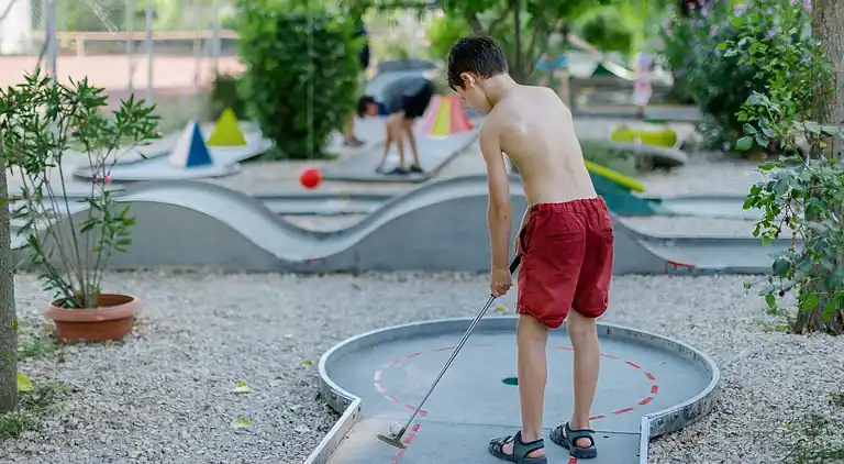 Balatontourist Fuered Camping & Bungalows