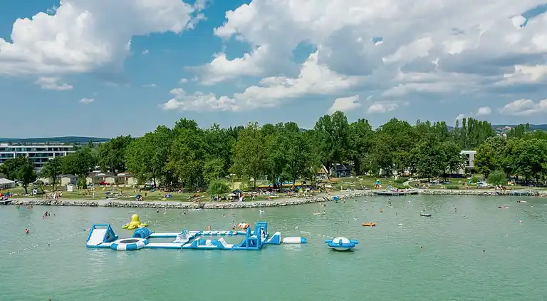 Balatontourist Fuered Camping & Bungalows