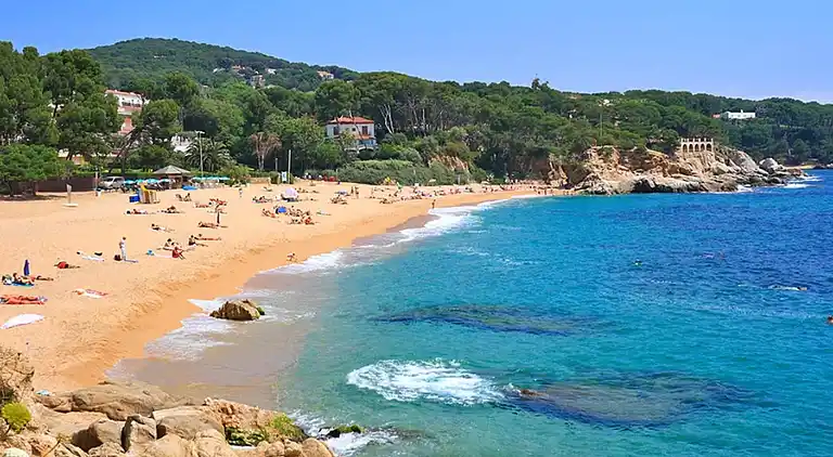 Camping Sènia Cala Canyelles