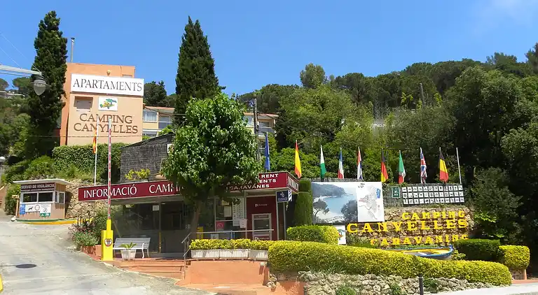 Camping Sènia Cala Canyelles