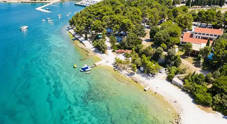 Brioni Sunny Camping