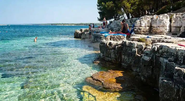 Brioni Sunny Camping