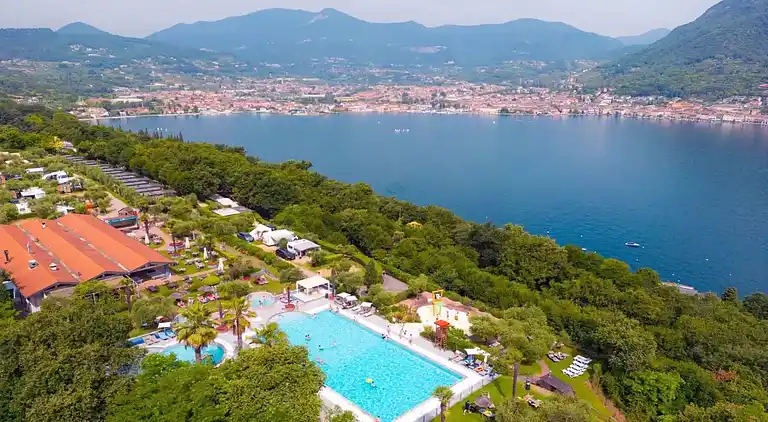 Weekend Glamping Resort