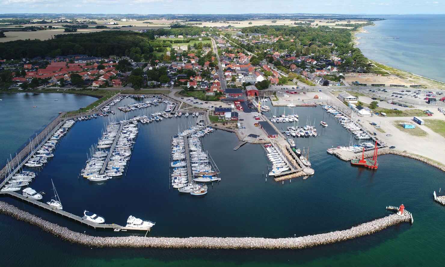 Hou Havn, luftfoto.JPG