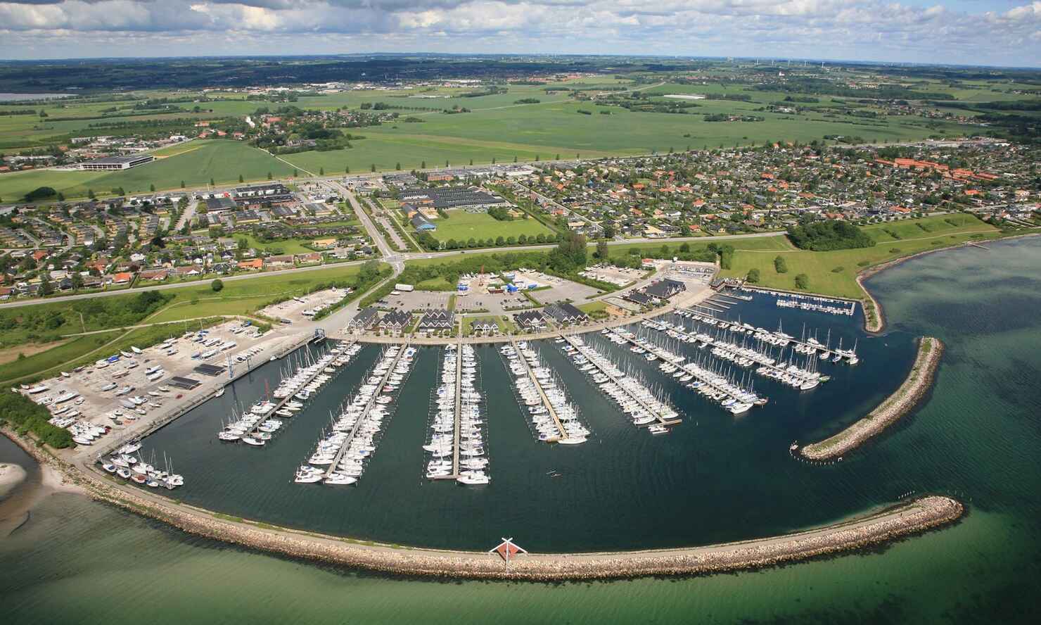 Egå Marina.jpg