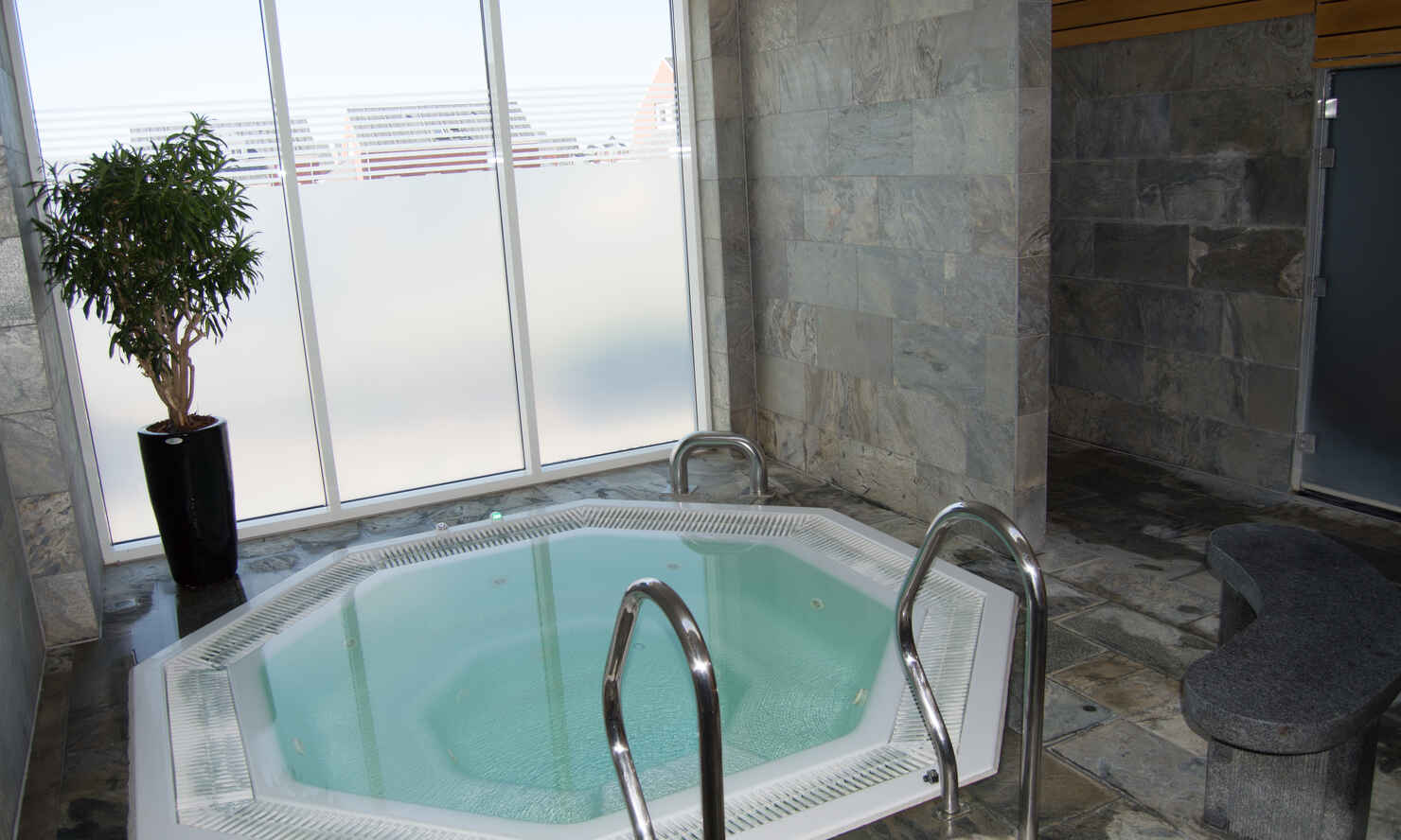 Enjoy-resorts-12.jpg