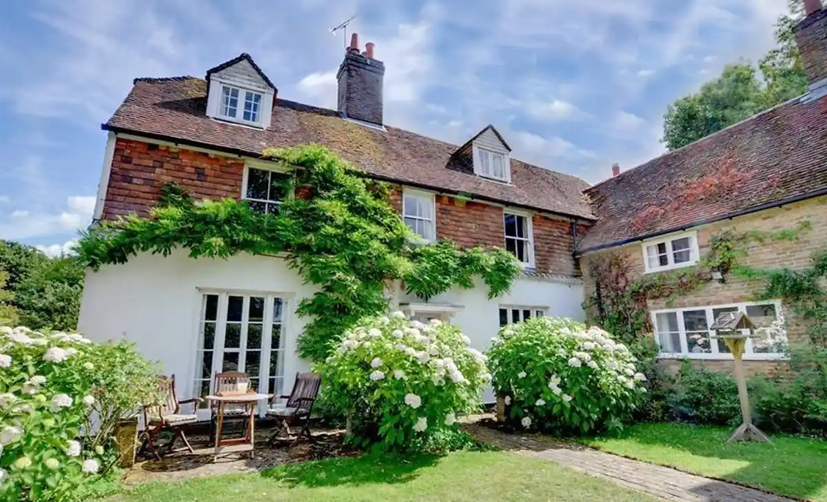 Semesterhus med pool Storbritannien