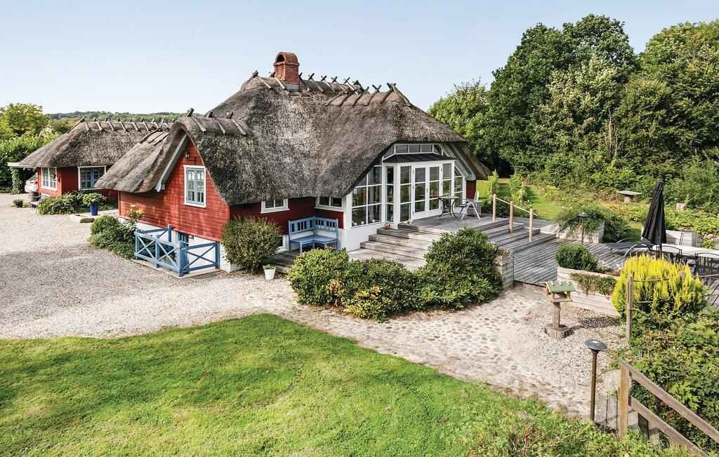 Sommerhus Grønninghoved Strand.jpg