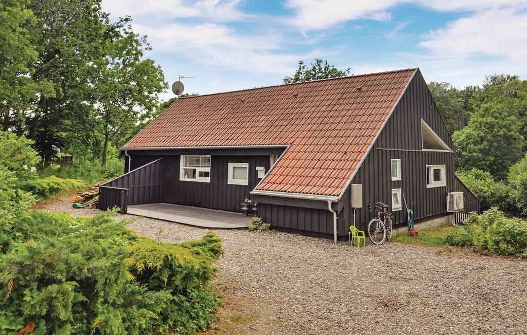 Sommerhus Varbjerg Strand.jpg