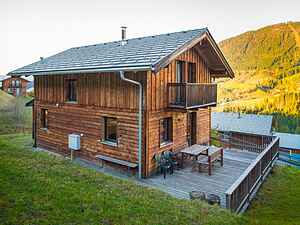 Village house in Annaberg im Lammertal