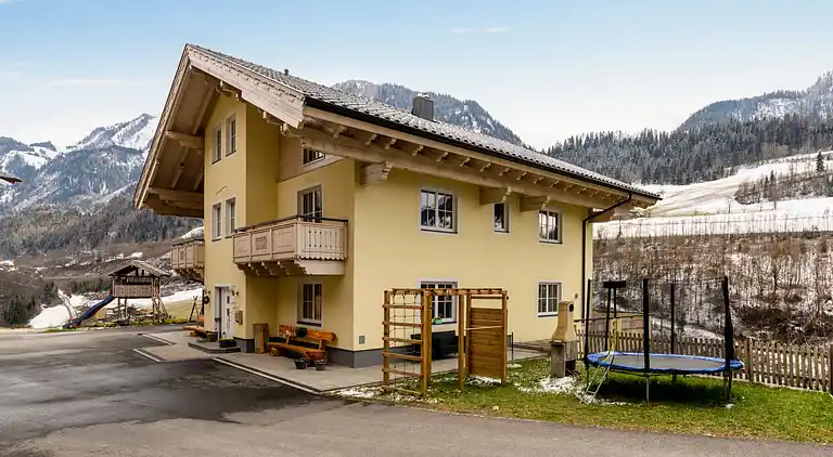 Holiday home in Goldegg