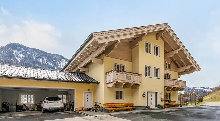 Holiday home in Goldegg