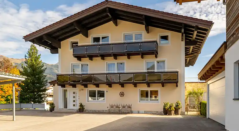 Holiday home in Hollersbach im Pinzgau