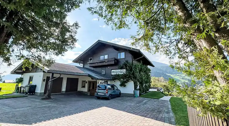 Holiday home in Hollersbach im Pinzgau