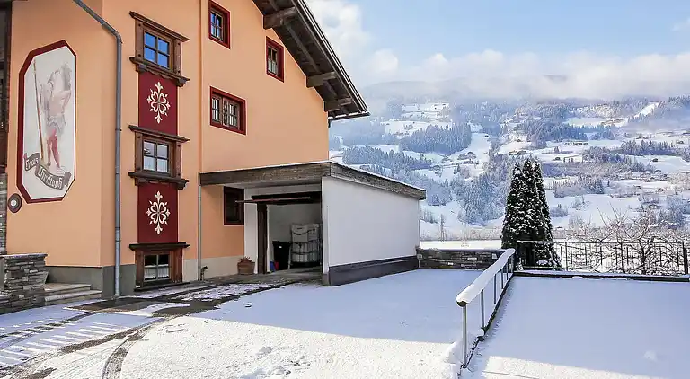 Holiday home in Stumm