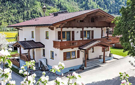 Cottage in Aschau im Zillertal