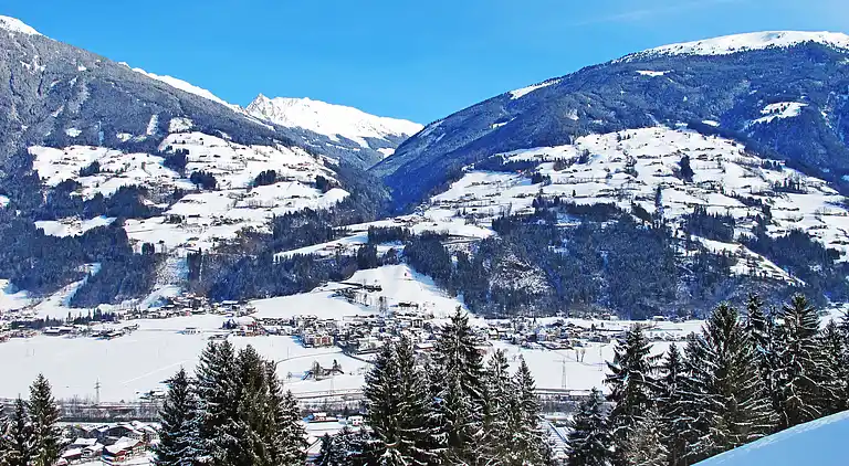 Holiday home in Stumm