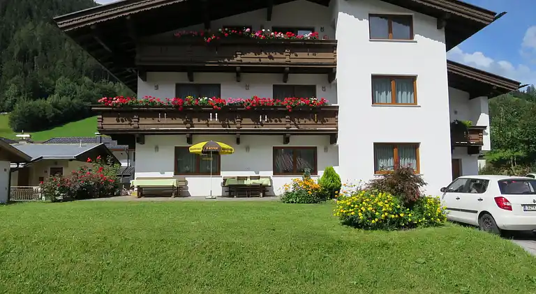 Holiday home in Aschau im Zillertal