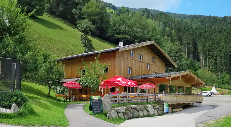 Holiday home in Laimach