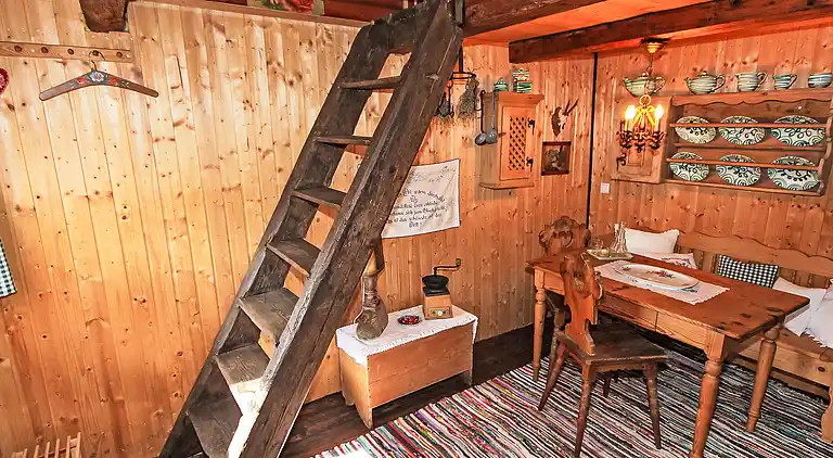 Semesterbostad i Rajach