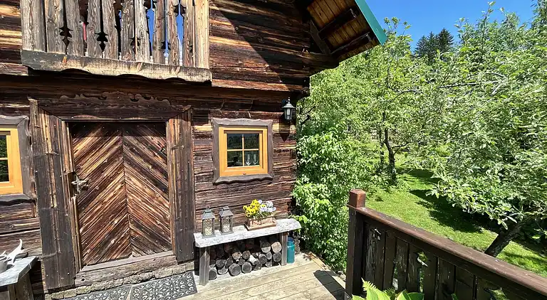 Semesterbostad i Rajach